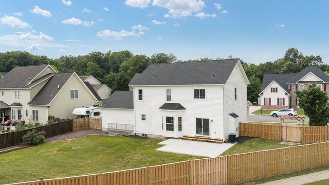 677 DELLINGER DR, Strasburg, VA 22657