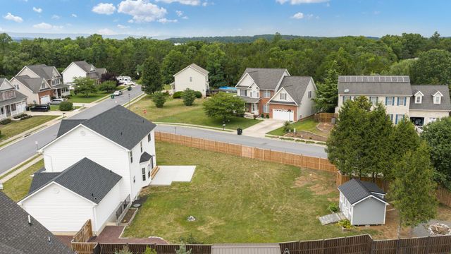 677 DELLINGER DR, Strasburg, VA 22657