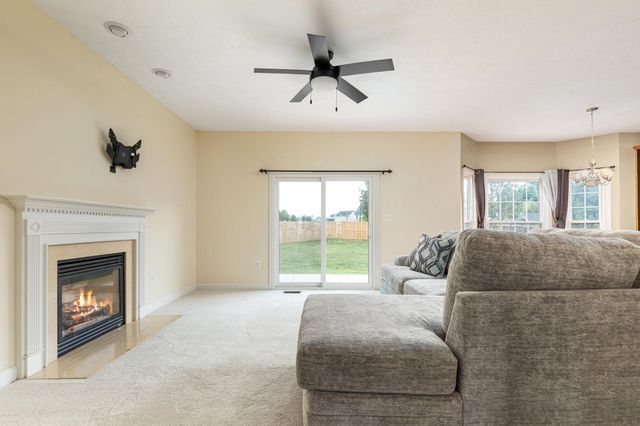 677 DELLINGER DR, Strasburg, VA 22657