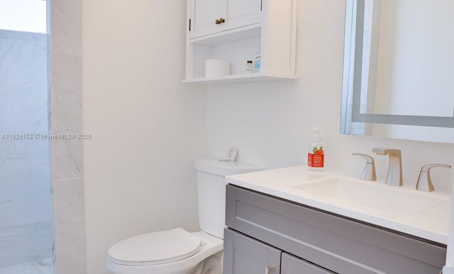 16801 NE 13th Ave 202, Miami, FL 33162