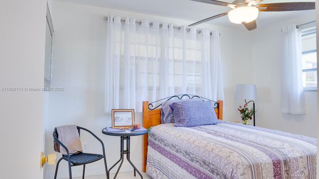 16801 NE 13th Ave 202, Miami, FL 33162