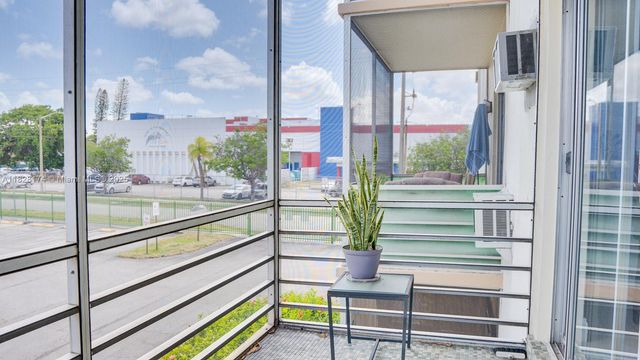 16801 NE 13th Ave 202, Miami, FL 33162