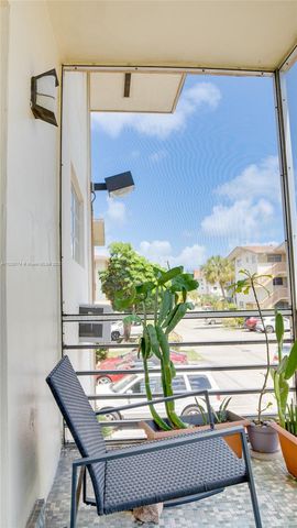 16801 NE 13th Ave 202, Miami, FL 33162