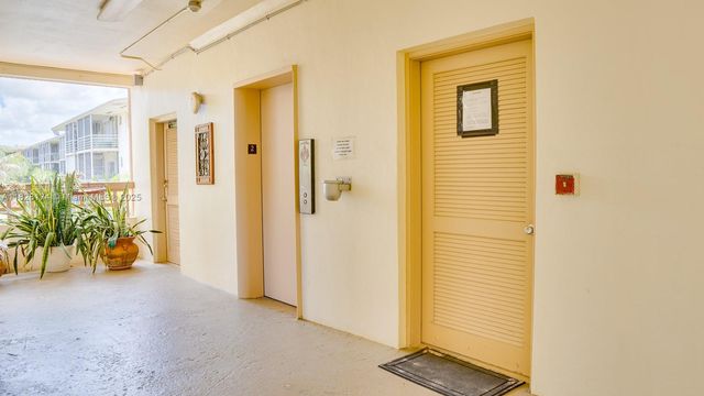 16801 NE 13th Ave 202, Miami, FL 33162
