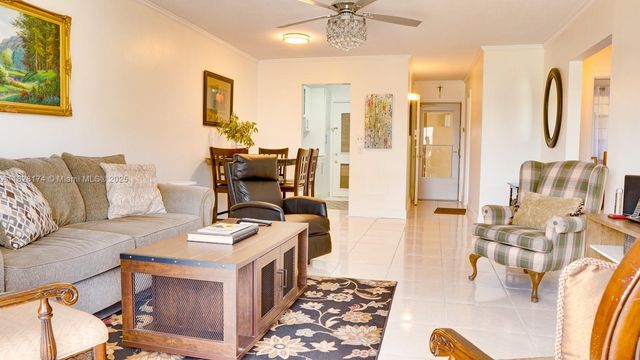 16801 NE 13th Ave 202, Miami, FL 33162