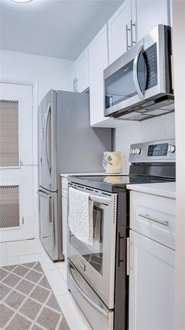 16801 NE 13th Ave 202, Miami, FL 33162