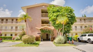 16801 NE 13th Ave 202, Miami, FL 33162