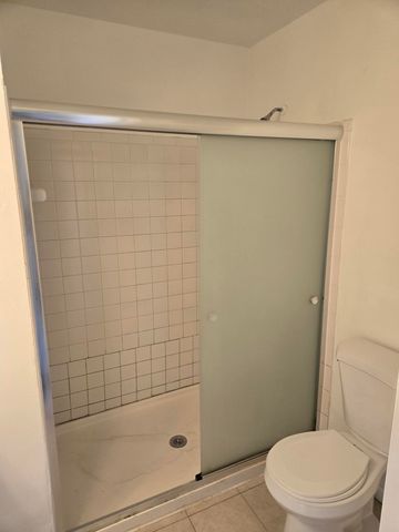 1814 Abbey 204, West Palm Beach, FL 33415