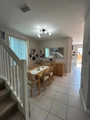 7301 NW 174TH Terrace 100, Hialeah, FL 33015