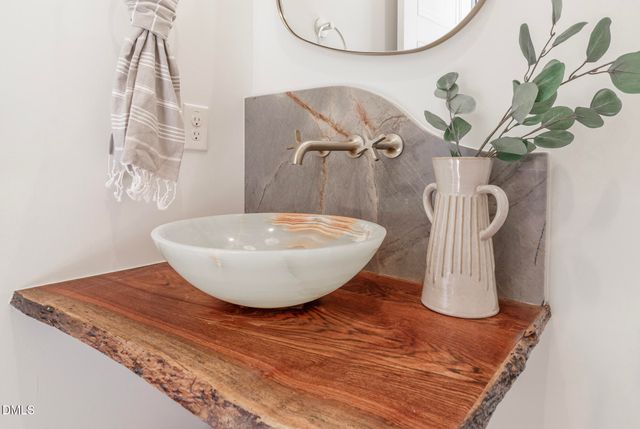 372 Firefly Overlook Road, Pittsboro, NC 27312