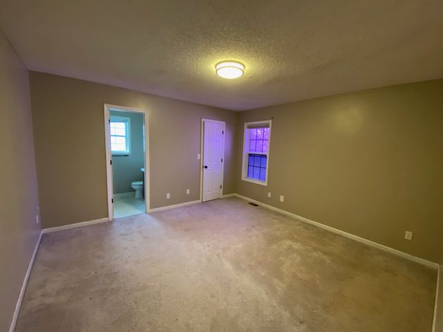 3250 N Senseney Cir, Clarksville, TN 37042