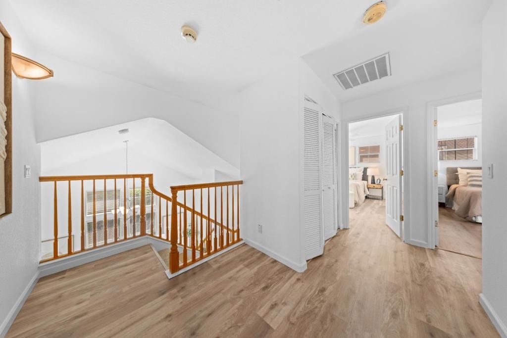 Image 13 of property listing at 298 S Rengstorff Avenue, Mountain View, CA 94040