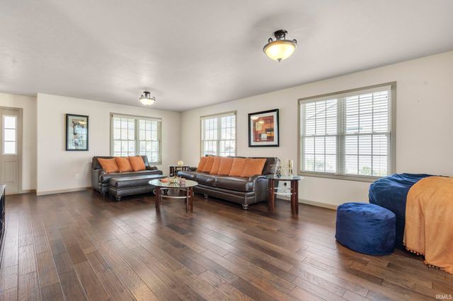 51818 Cresswell Drive, South Bend, IN 46628