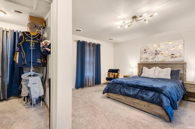 51818 Cresswell Drive, South Bend, IN 46628