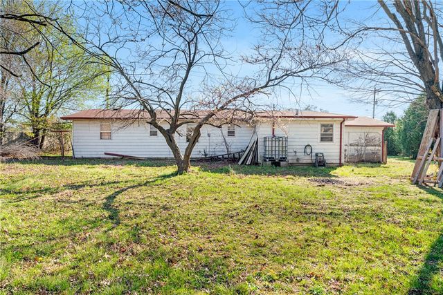1434 S Monte NE Road, Rogers, AR 72756
