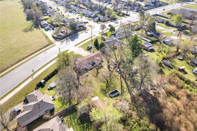 1434 S Monte NE Road, Rogers, AR 72756