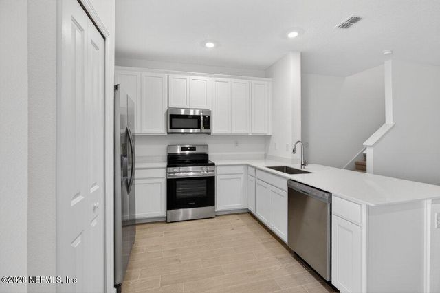 64 HOUGHTON Alley, St. Augustine, FL 32092