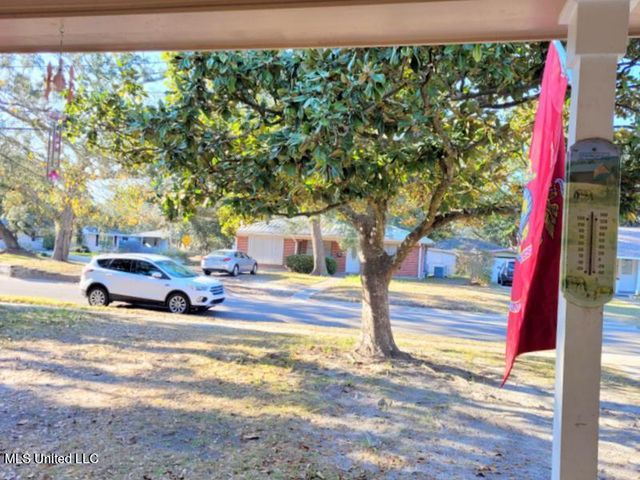 2306 Curcor Drive, Gulfport, MS 39507