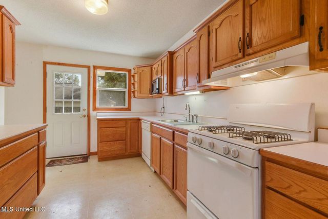 2306 Curcor Drive, Gulfport, MS 39507