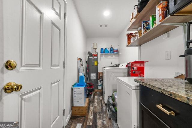 205 Briarwood Drive, Dallas, GA 30132