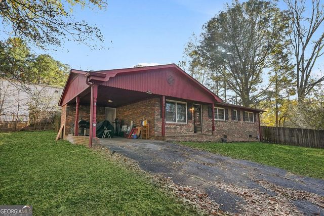 205 Briarwood Drive, Dallas, GA 30132