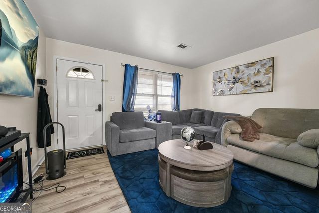 205 Briarwood Drive, Dallas, GA 30132