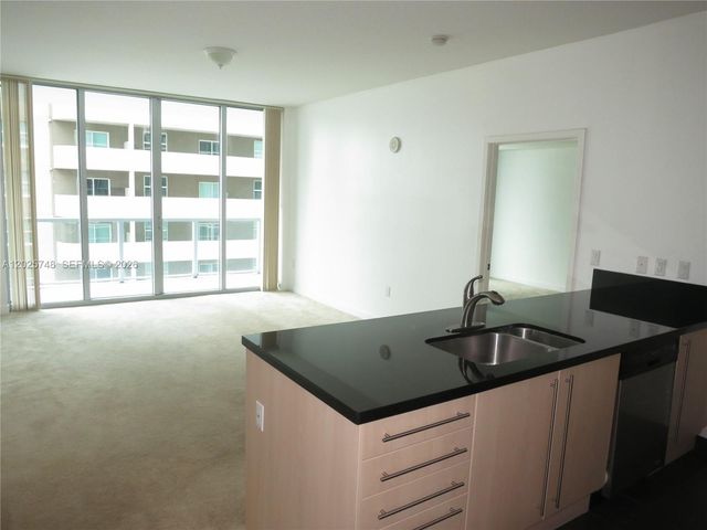 1111 SW 1 AV 1223-N, Miami, FL 33130
