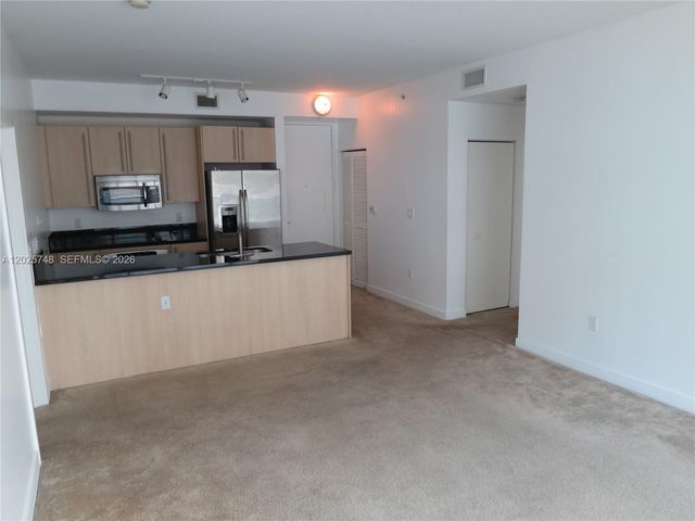 1111 SW 1 AV 1223-N, Miami, FL 33130