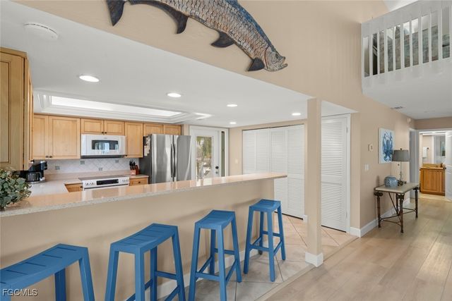 6 Beach Homes, Captiva, FL 33924