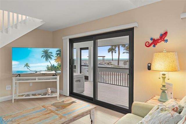 6 Beach Homes, Captiva, FL 33924