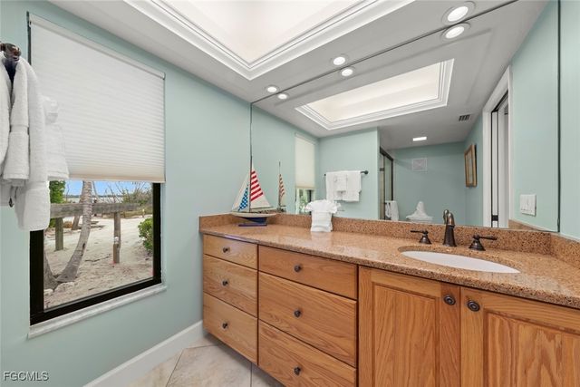 6 Beach Homes, Captiva, FL 33924