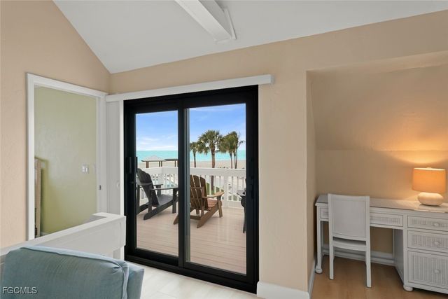 6 Beach Homes, Captiva, FL 33924