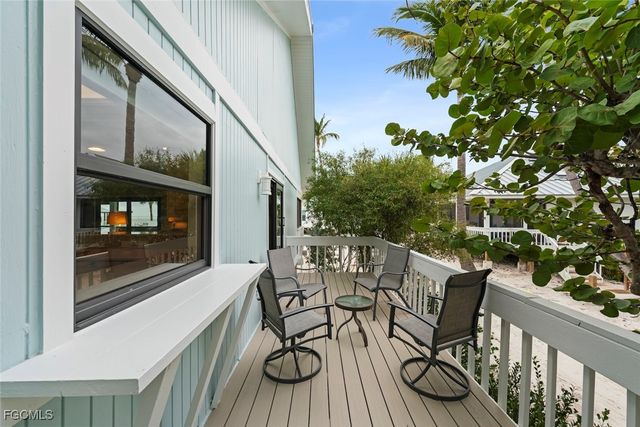 6 Beach Homes, Captiva, FL 33924