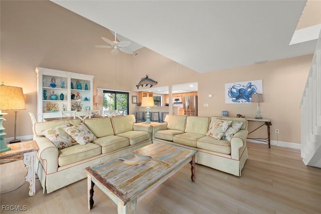 6 Beach Homes, Captiva, FL 33924
