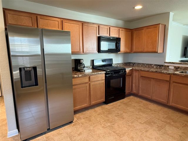 233 N Hobby ST, Georgetown, TX 78633