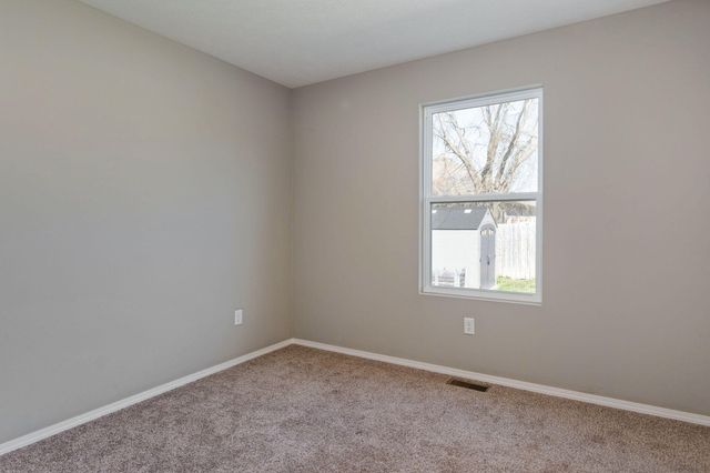 1450 S Olde Savannah Avenue, Republic, MO 65738