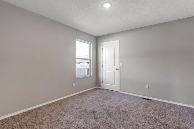 1450 S Olde Savannah Avenue, Republic, MO 65738