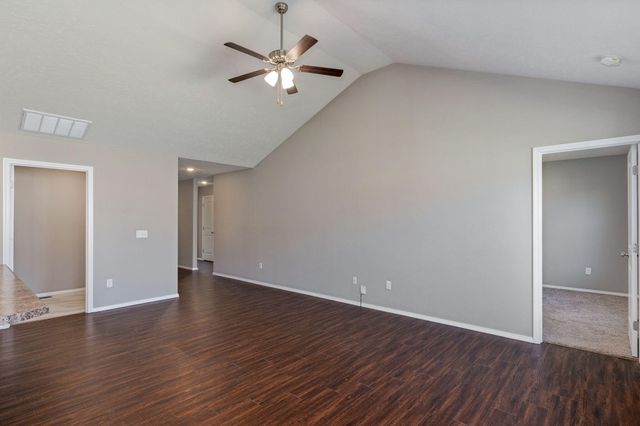 1450 S Olde Savannah Avenue, Republic, MO 65738