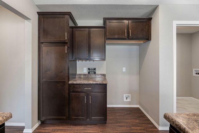 1450 S Olde Savannah Avenue, Republic, MO 65738