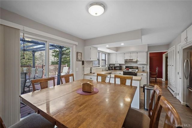 94 Peddler Hill Road, Monroe, NY 10950