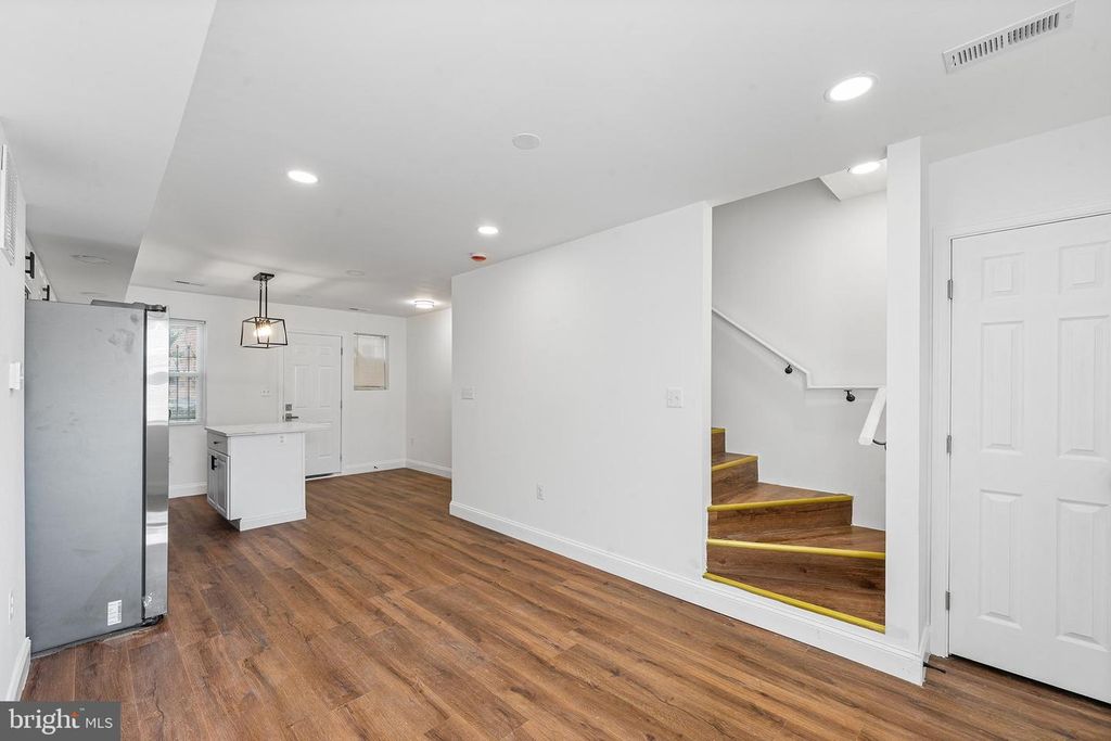 Image 3 of property listing at 3826 10TH ST, Baltimore, MD 21225