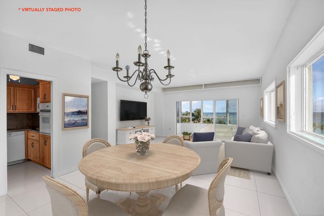 2850 S Ocean Boulevard PH-514, Palm Beach, FL 33480