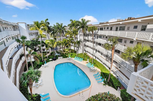 2850 S Ocean Boulevard PH-514, Palm Beach, FL 33480