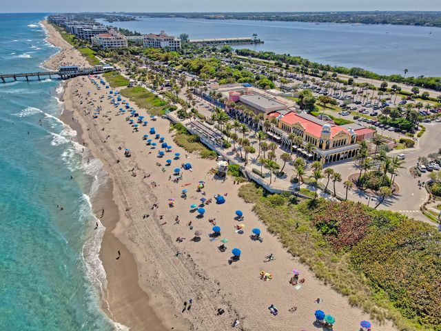 2850 S Ocean Boulevard PH-514, Palm Beach, FL 33480