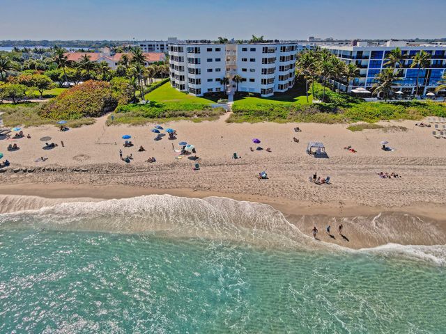2850 S Ocean Boulevard PH-514, Palm Beach, FL 33480