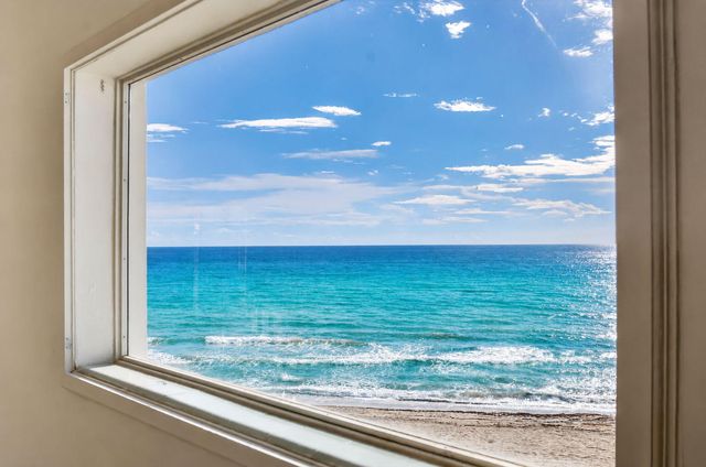 2850 S Ocean Boulevard PH-514, Palm Beach, FL 33480