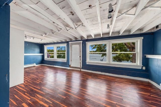 12 Woodbine Ave, Pembroke, MA 02359