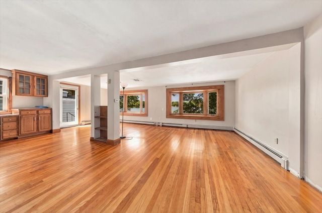 12 Woodbine Ave, Pembroke, MA 02359