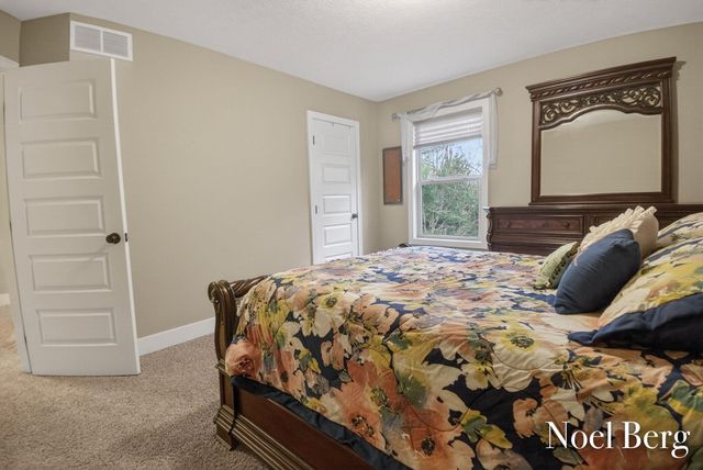 16861 Birchview Drive, Crockery Twp, MI 49448