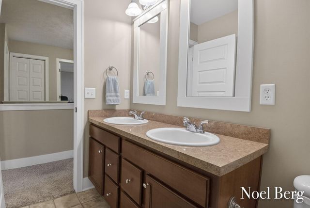 16861 Birchview Drive, Crockery Twp, MI 49448